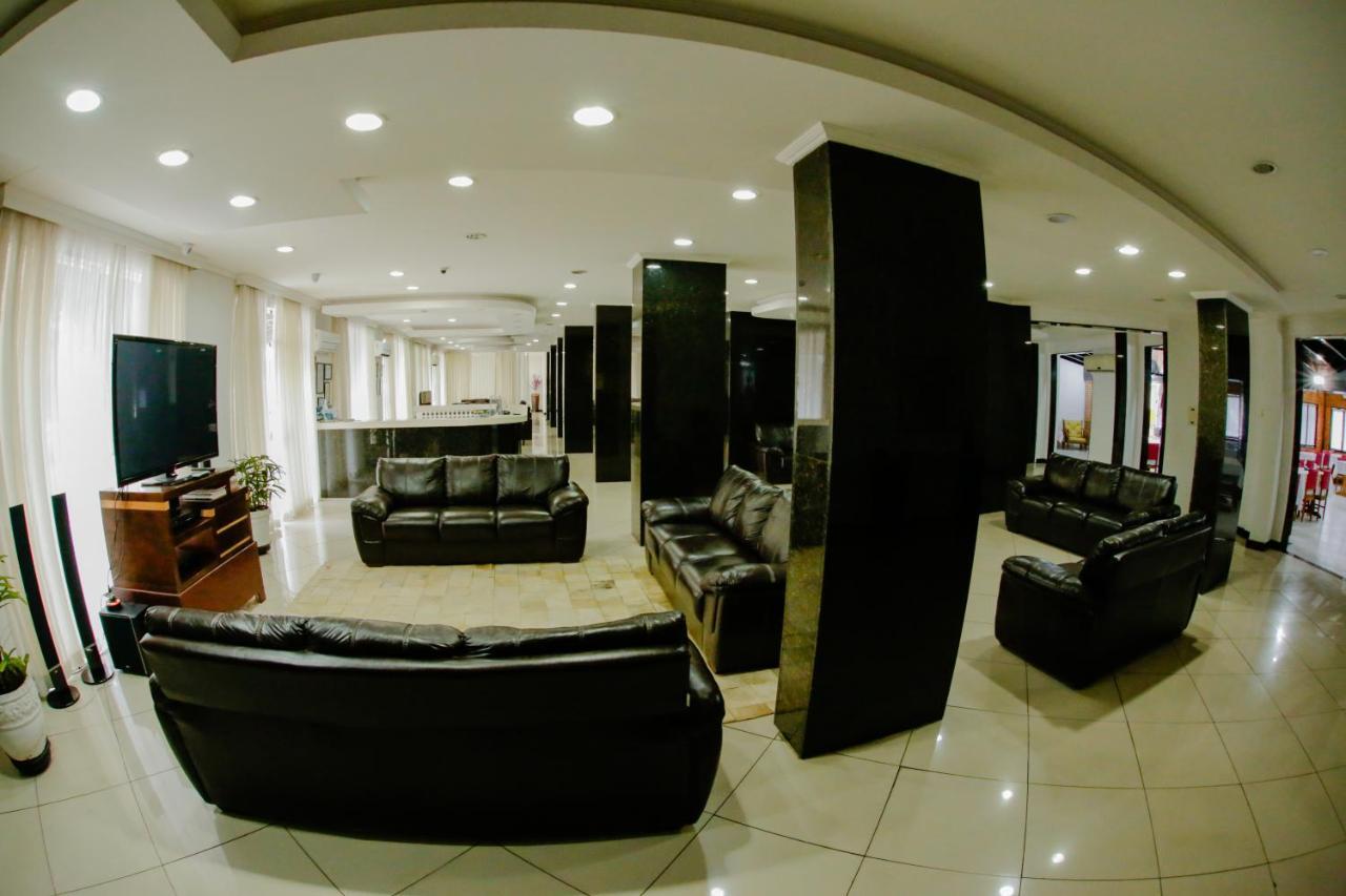 Acrópolis Marina Hotel 3*